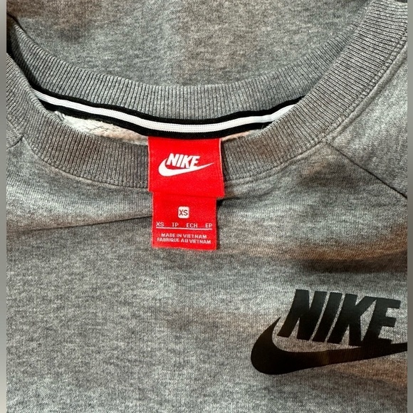 Nike Sweatshirt - Grey Size XS - Picture 5 of 7